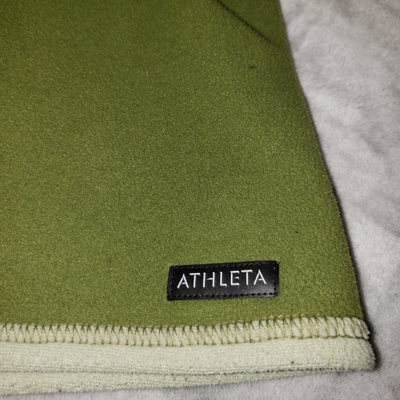 Athleta Turtle Neck Sweater - Picture 2 of 3